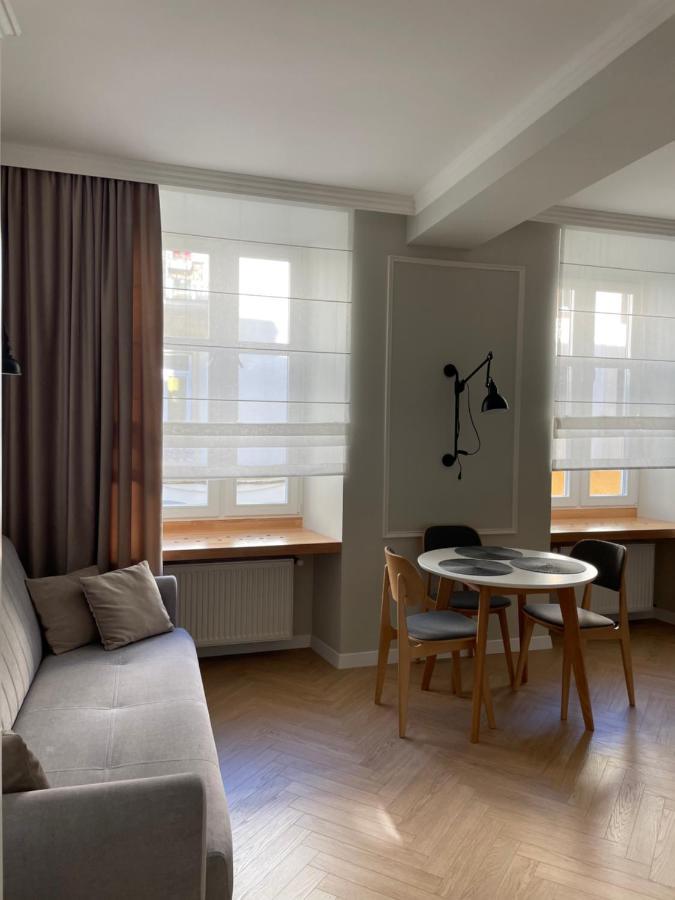 Mey Appartment On Rynok Square Lviv Exterior photo